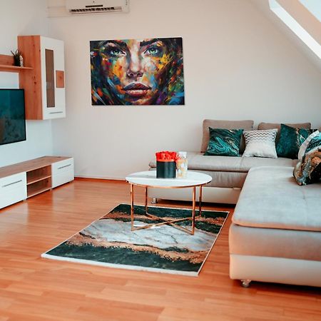 Vienna Deluxe Apartment ภายนอก รูปภาพ