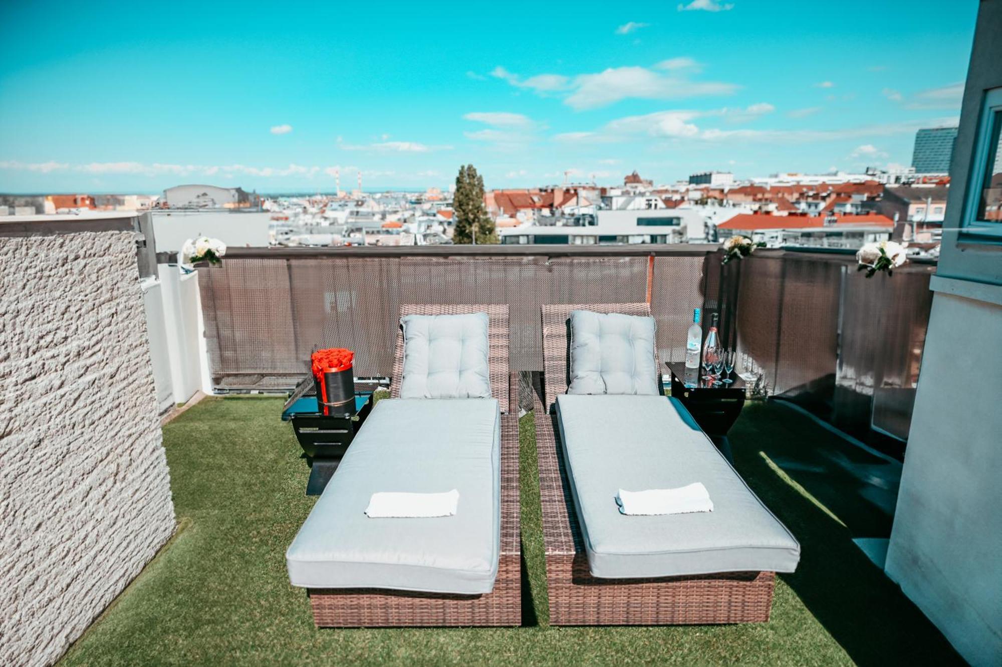 Vienna Deluxe Apartment ภายนอก รูปภาพ